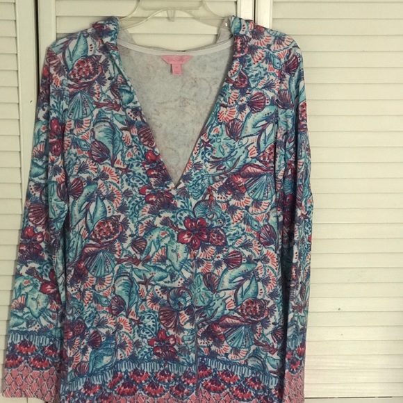 Lilly Pulitzer Other - Lilly Pulitzer Higgs CoverUp